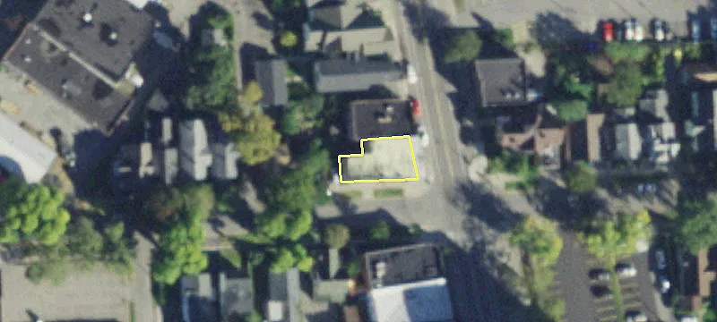 435-439 Ss Ave