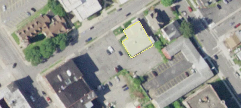 124 Mary St