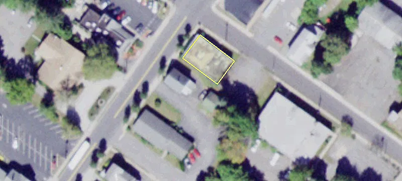 126 Main St