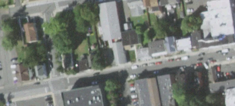24 Broad St
