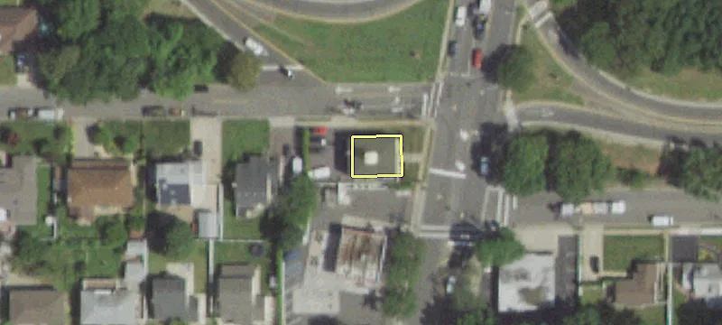 977 Broadway