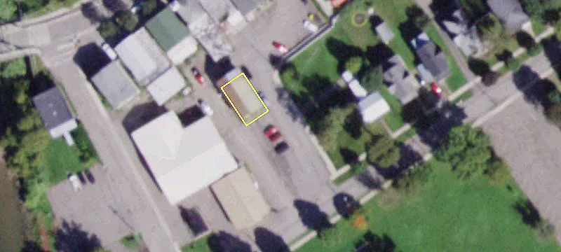 16 Brink St