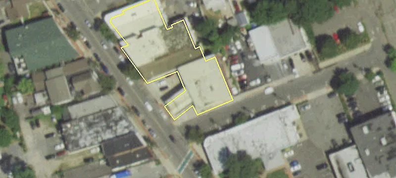 136 Wellwood Ave