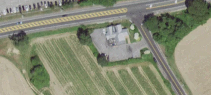 3593 Montauk Hwy
