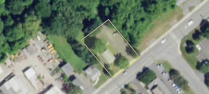 84 Everett Rd
