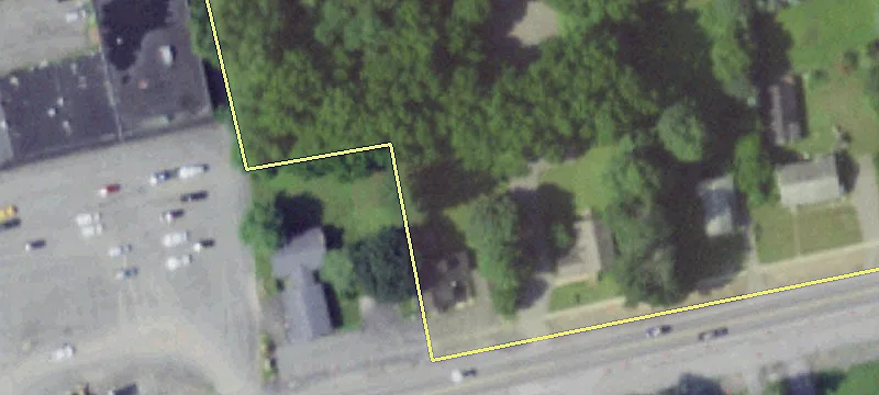 245th E Main St