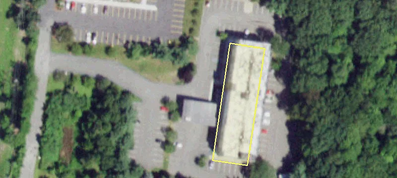 124 Troy Rd