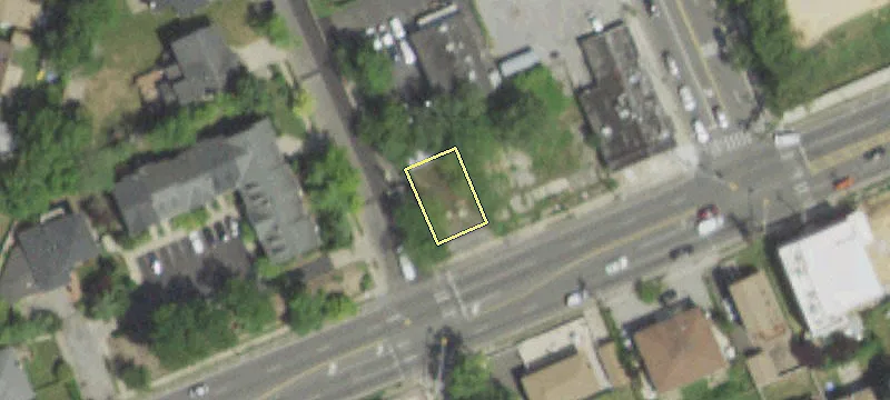 560 Peninsula Blvd
