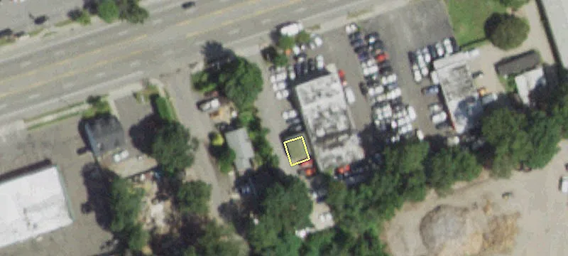 364 Hallock Ave