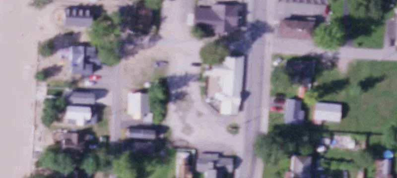 1319 Main St