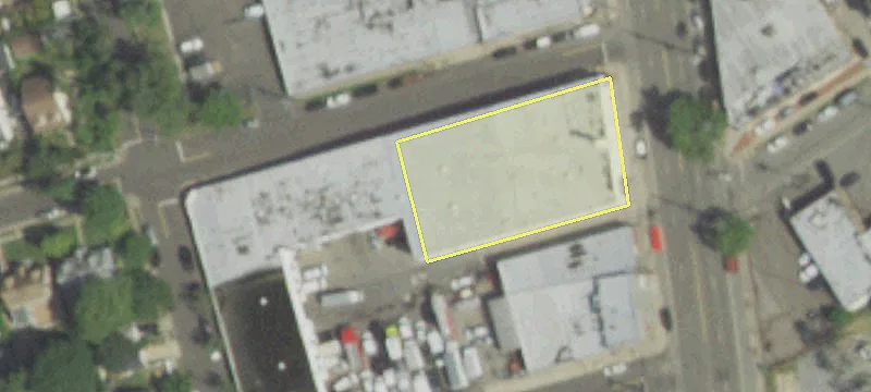 37 Denton Ave