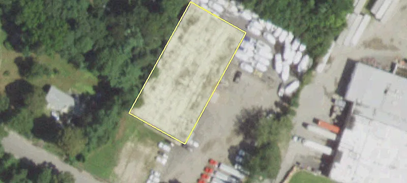 30 Montauk Blvd