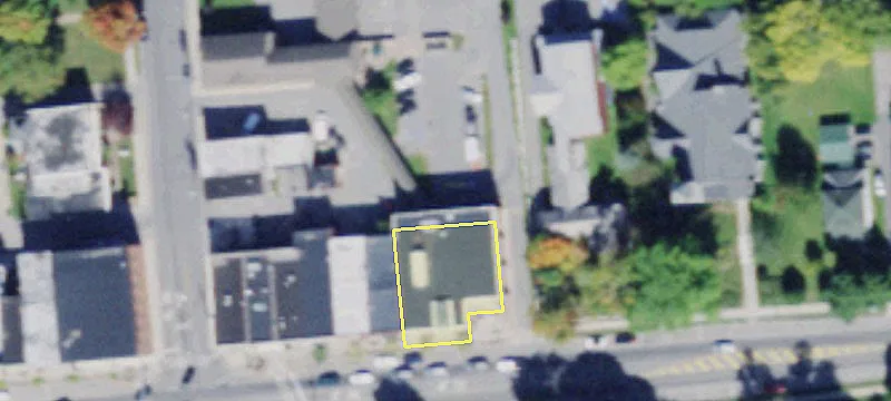 127 Main St