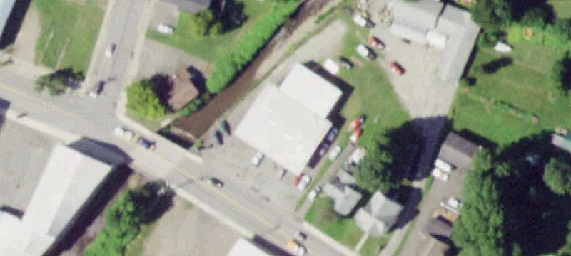 90 Delaware St