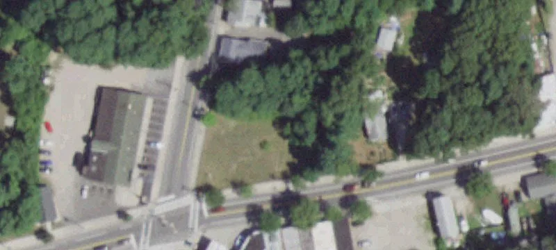 313 Mastic Rd