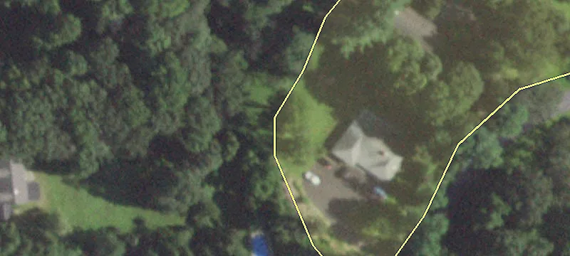 8 Deveau Rd