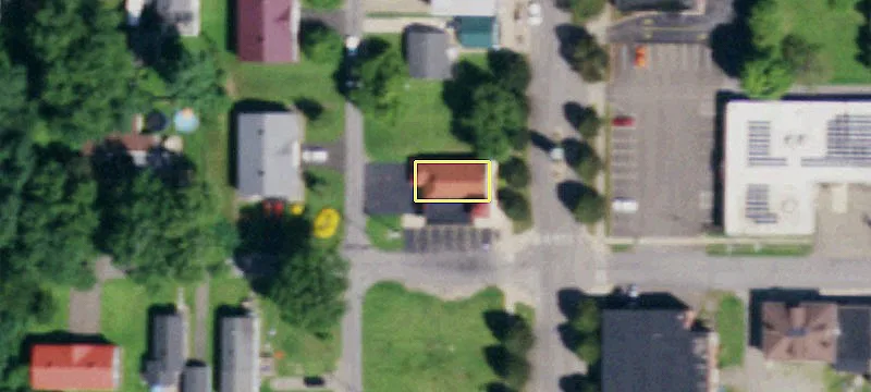 136 Chautauqua Ave