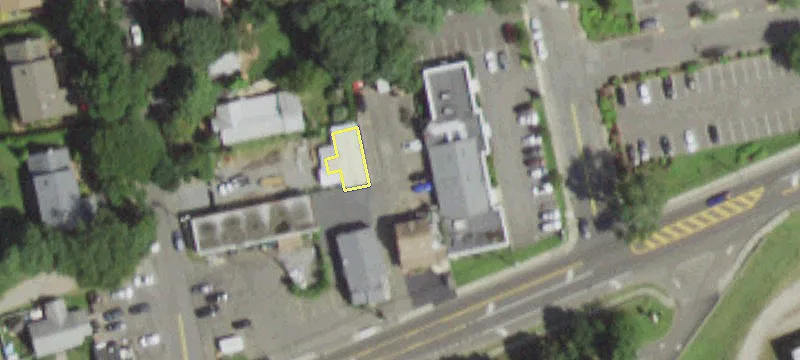 385 Ft Salonga Rd