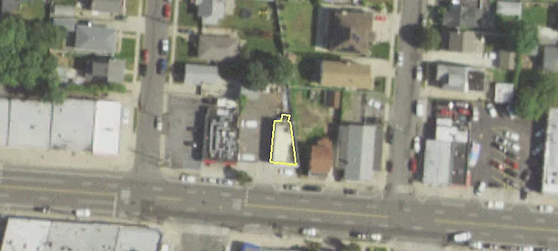 245 Merrick Rd