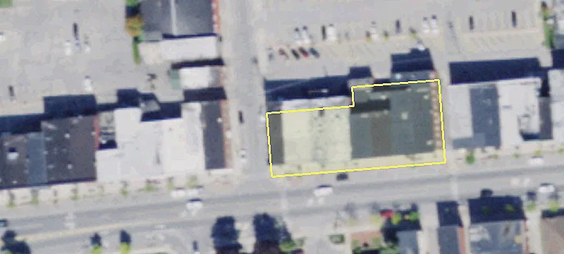24 Main St
