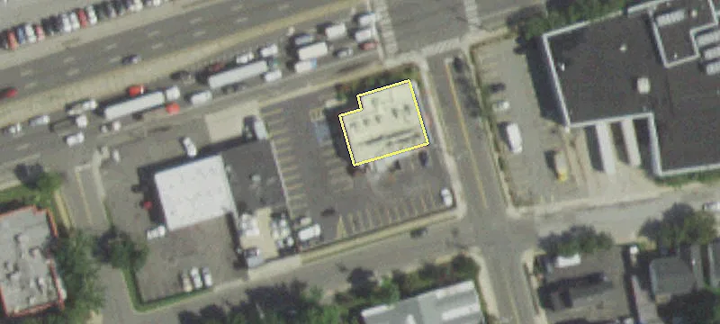 2700 Sunrise Hwy