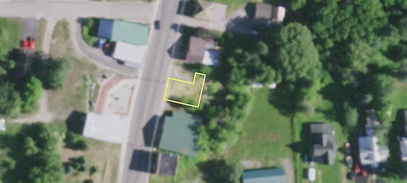 24 Main St