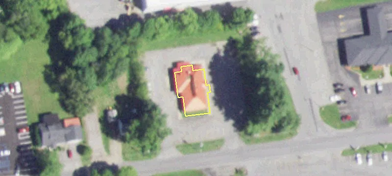 195 2nd Ave