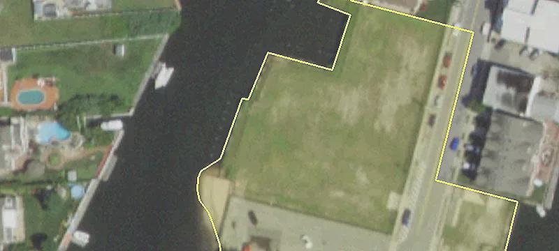 8 Alhambra Rd