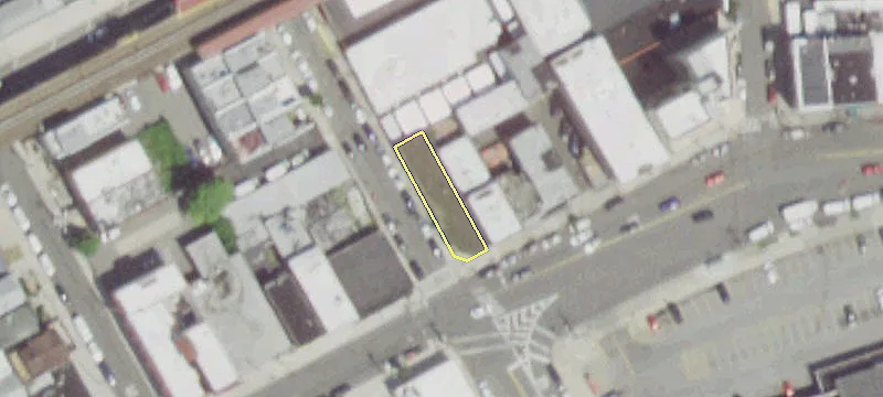8822 Rockaway Bch Blvd