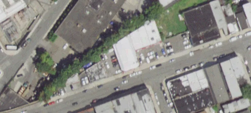 257 3rd St