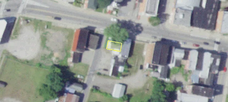 27 Main St