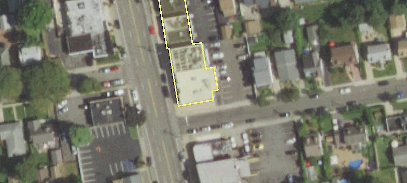 872 Willis Ave