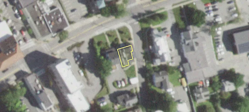 426 Bedford Rd