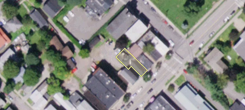 114 Main St