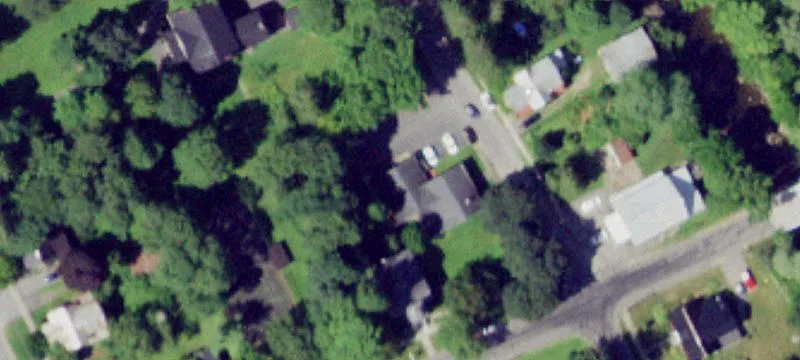 105 Vanderkemp Ave