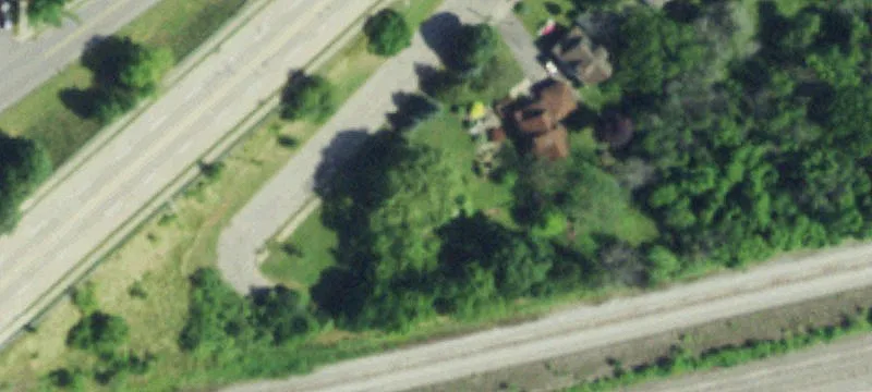 2162 Ctr Ave