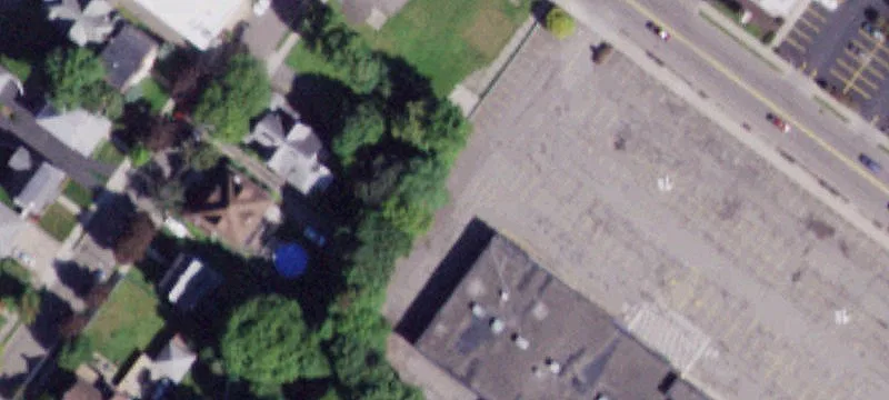 295 Main St