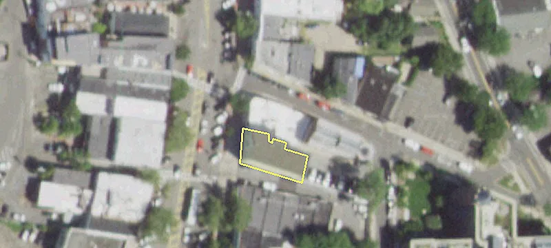 89 Main St
