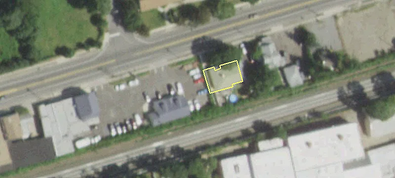 38 Suffolk Ave