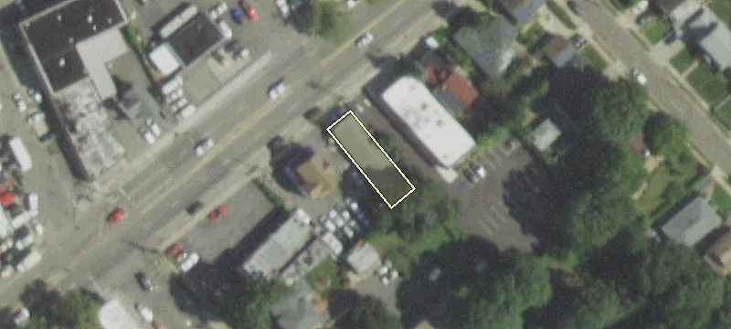 95 Woodbury Rd