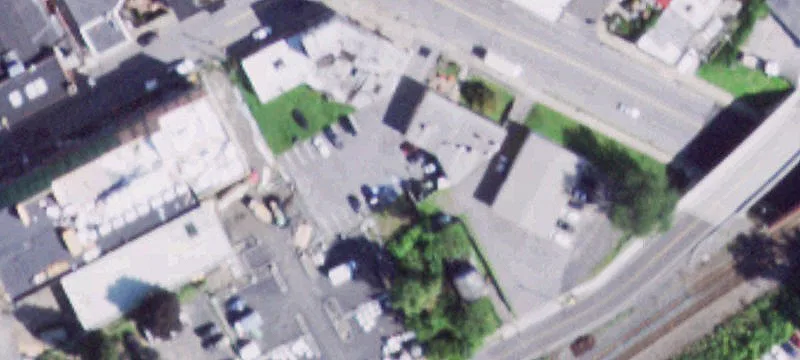 571 Broadway