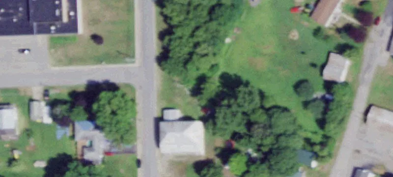 12 Maple St