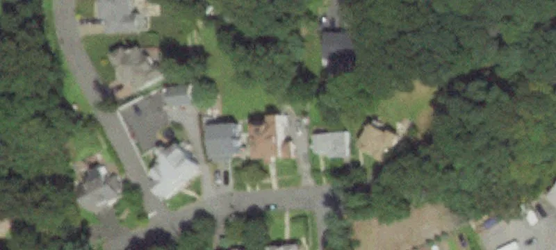 30 Lester Pl