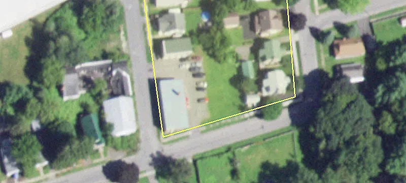 31 9th Ave