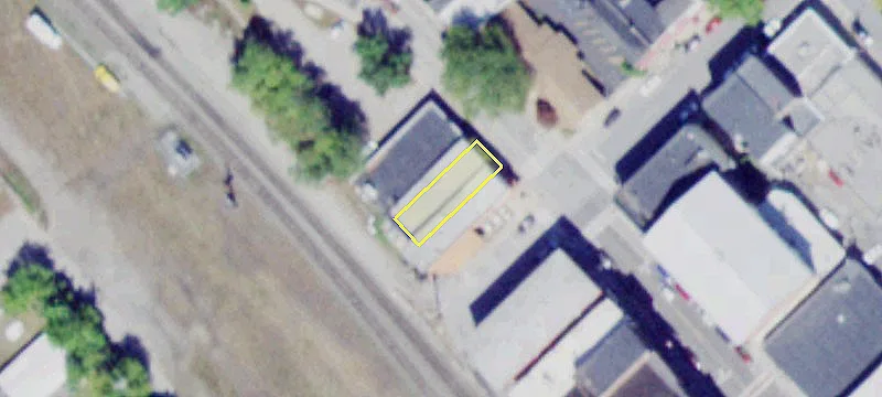 15 Frnt St