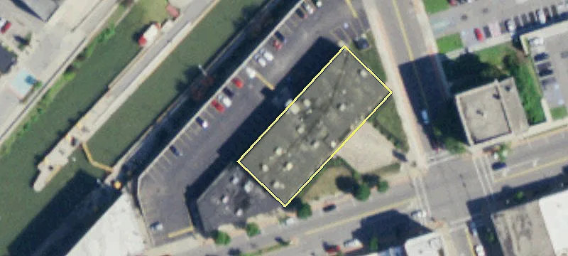 21 Main St
