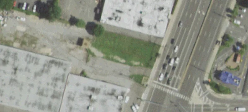 290 Broadhollow Rd