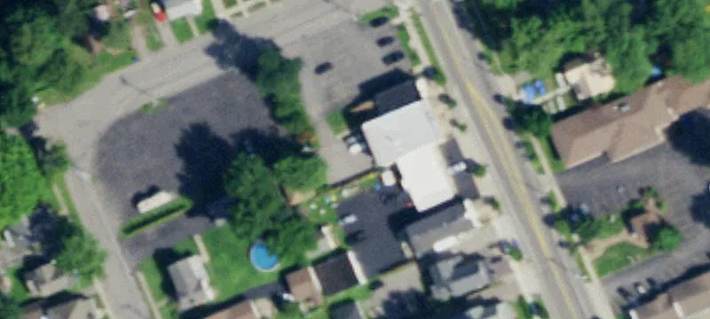 2716 Main St
