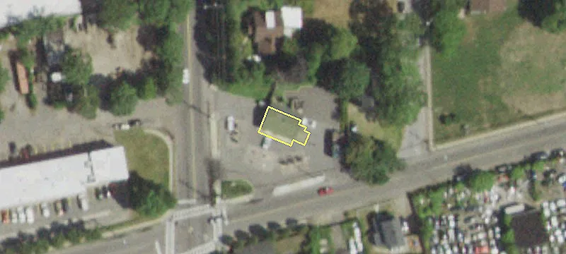 95 Moffitt Blvd