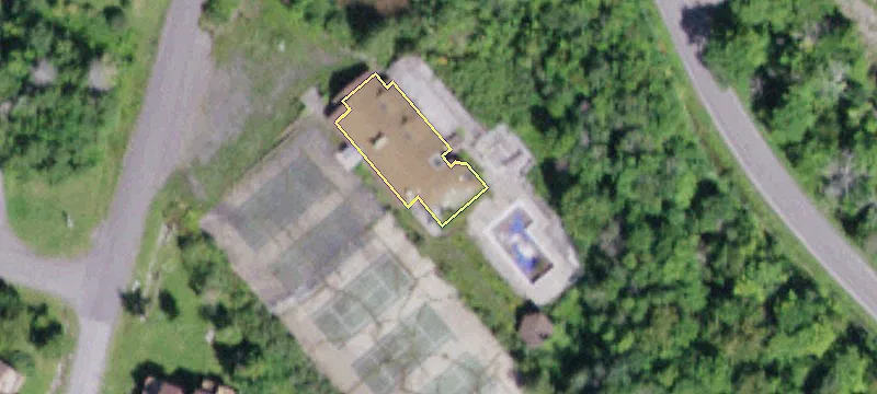 61 Hunter Dr